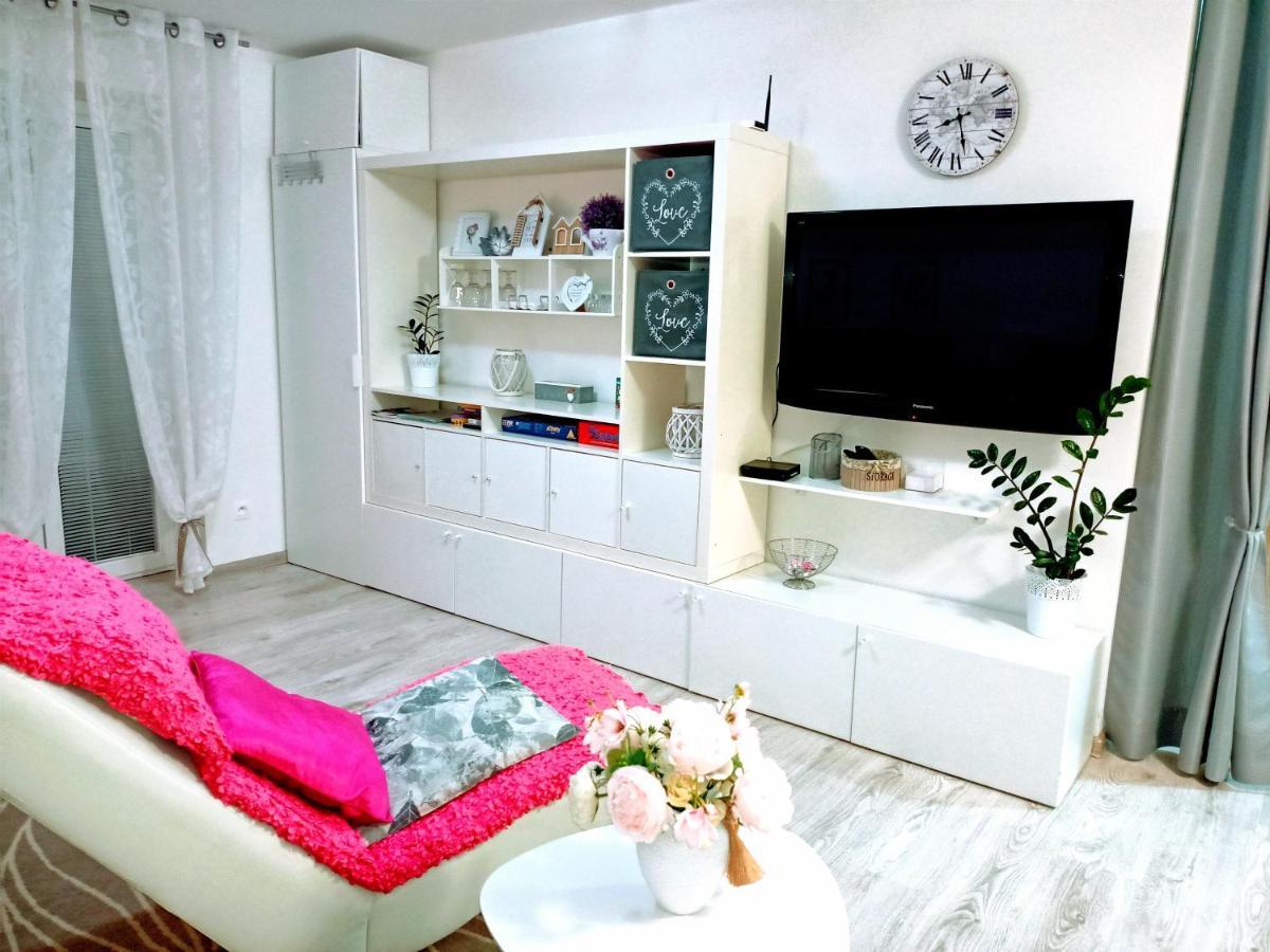 Apartman Romanna Terchová Eksteriør billede